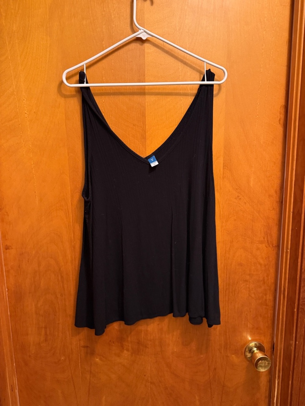 Old Navy Black V-Neck Ribbed Tank Top